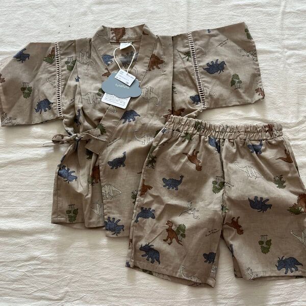 新品未使用 フタフタ futafuta 恐竜 甚平 90 甚平 お祭り 夏祭り 男の子 上下セット