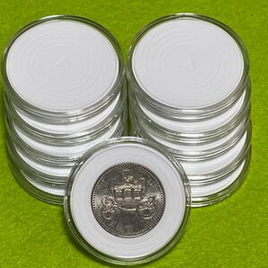 大型コインカプセル コインケース 10個 新品 内径約46mm 5段階サイズ調整クッション付