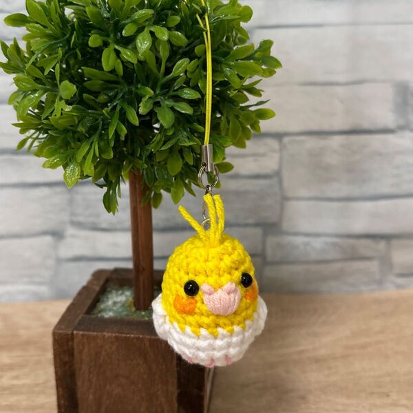 オカメインコちゃん(ルチノー)のあみぐるみストラップ ハンドメイド