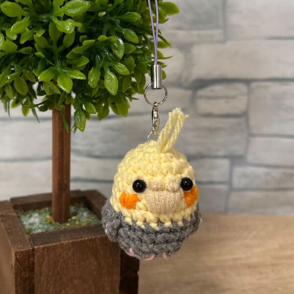 オカメインコちゃん(ノーマル)のあみぐるみストラップ ハンドメイド