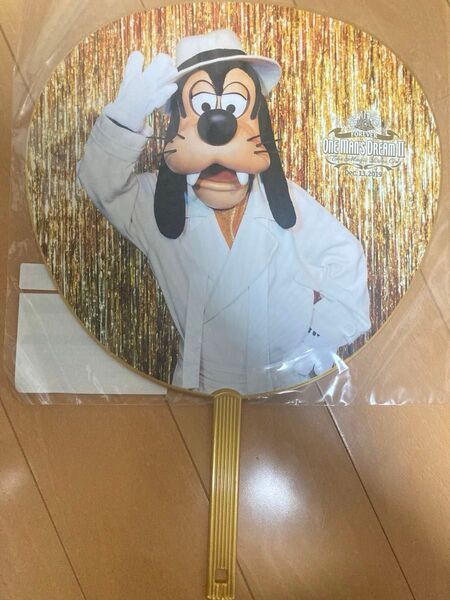 東京ディズニーリゾート ランド ワンマンズドリーム Ⅱ フィナーレ うちわ グーフィー ミッキーフレンズ 実写