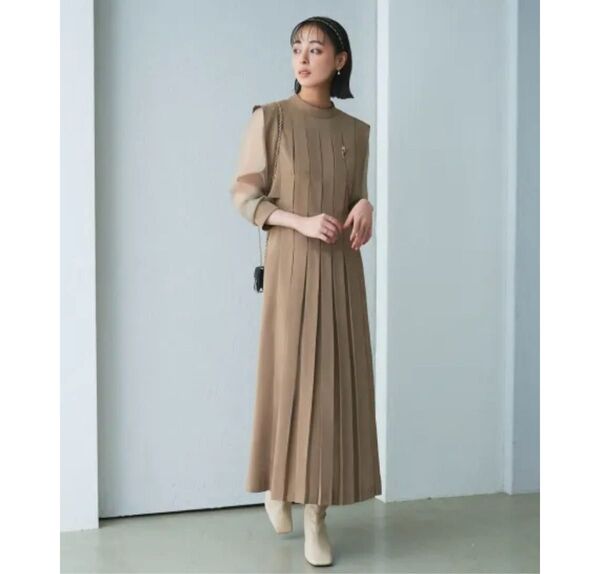 【美品】RUIRUE BOUTIQUE シアースリーブプリーツロングワンピ 3L 長袖ワンピース フォーマル ベージュ