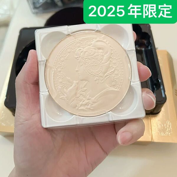 ミラノコレクション 2025 レフィル 24g フェースアップパウダー カネボウ