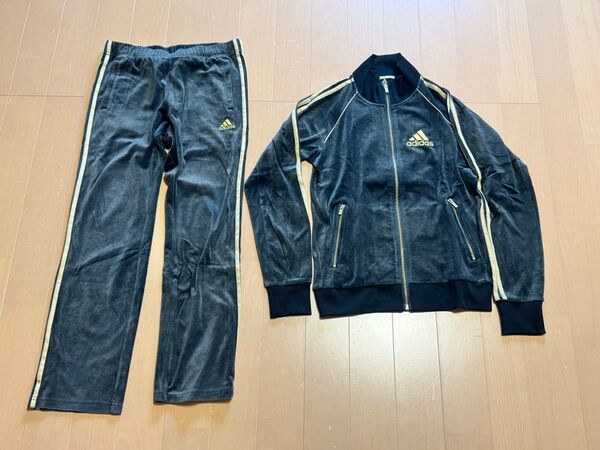 adidas ベロア セットアップ ジャージ ブラック×ゴールド