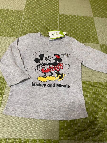 Disney ディズニー ミッキー ミニー ロンT 100 新品未使用 タグ付き