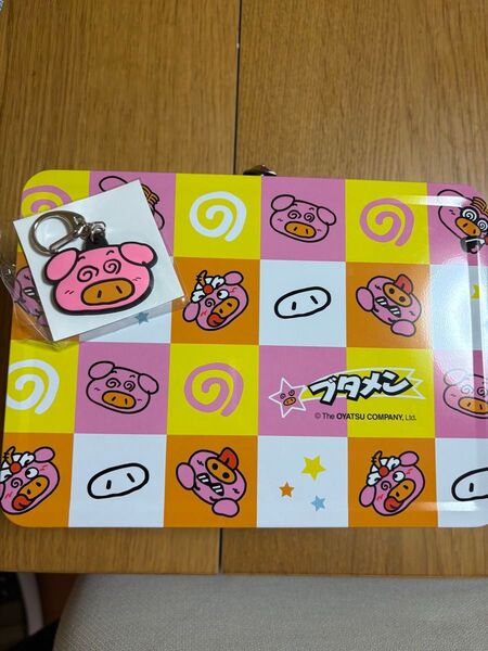 ブタメン おやつタウン おやつカンパニー スチールバッグ キーホルダー チャーム