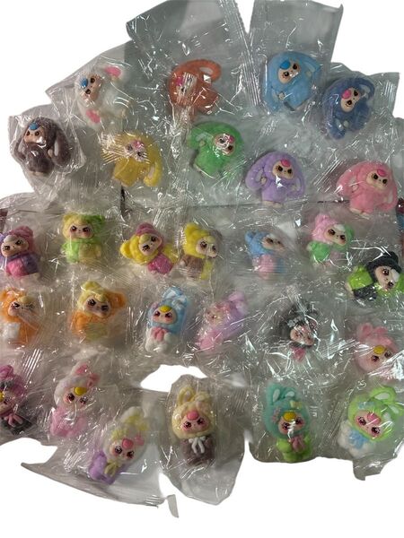 28個SET!!ベイビースリー ミニフィギュア