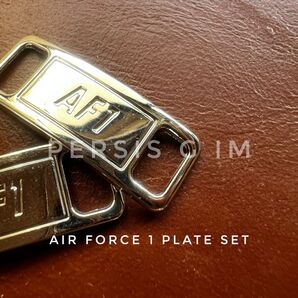 新品 NIKE AIR FORCE1 ロゴプレート 靴紐 銀 シルバー ナイキ スニーカー エアフォース1 デュブレ VANS