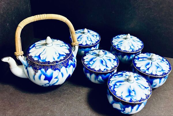 FUKAGAWA PORCELAIN 深川製磁 湯飲み 松型茶器揃 牡丹金ミル 急須&蓋付湯呑揃 急須1個 湯呑5客 茶器セット