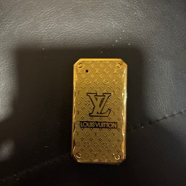 LV.電子ライターです。入手非常に困難です。