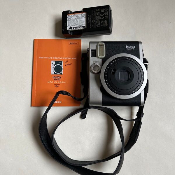 チェキ instax mini 90 NEO CLASSIC フジフィルム 富士フィルム ジャンク