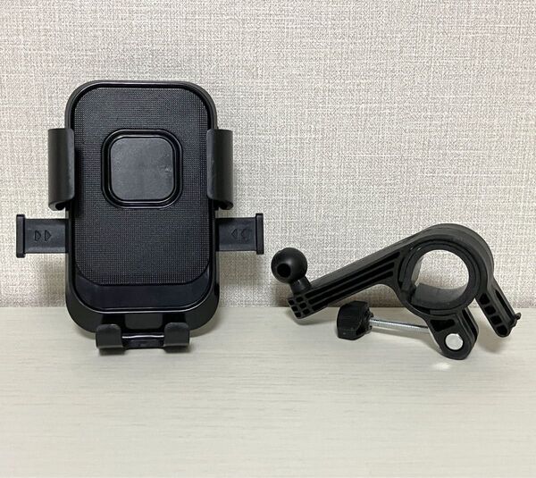 片手操作で簡単 バイク用スマホホルダー【360°回転・高さ調整・幅広い互換性】