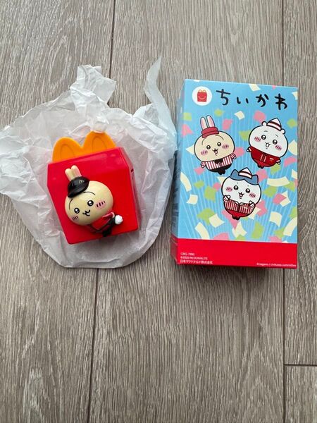 ちいかわ ハッピーセット第2弾 うさぎのシールディスペンサー