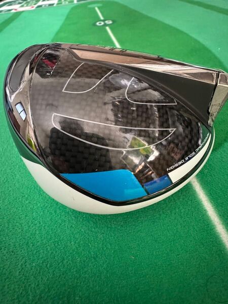 TaylorMade SIM MAX ドライバーヘッド