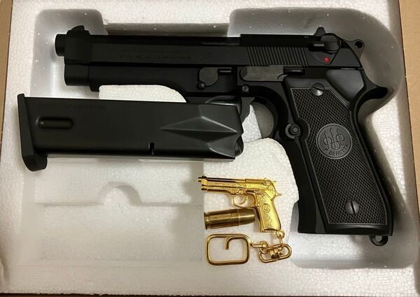 MGC ベレッタ M92FS デザートストーム モデルガン