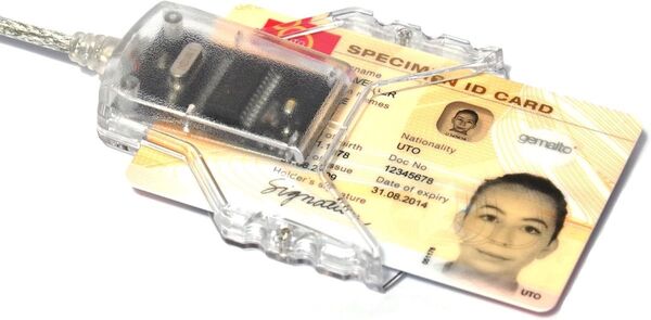 Gemalto ジェムアルト ICカードリーダー・ライター IDBridge CT30 電子申告対応マイナンバー・住基カード用