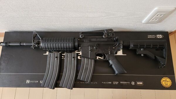 TOKYO MARUI 東京マルイ ガスブローバック マシンガン M4A1 カービン 対象年令18才以上