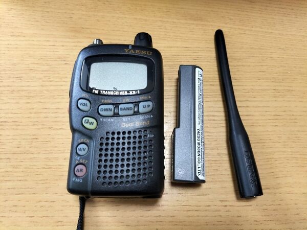 yaesu vx-1 中古 社外usb充電コード付き