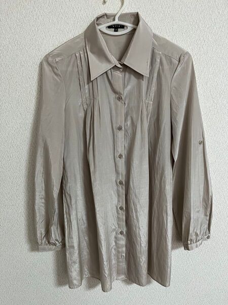 長袖 シャツ ブラウス 長袖シャツ ドレスシャツ ベージュ トップス ワールド M
