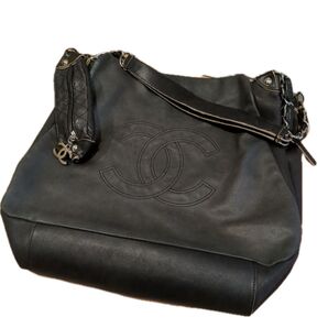 CHANEL ココマーク ブラック レザーバッグ
