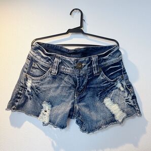 デニムショートパンツ ダメージ加工 切りっぱなし ブルー
