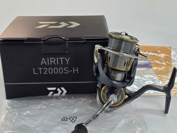 最終値下げ 23 エアリティ LT2000S-H 美品 DAIWA ダイワ アジング リール