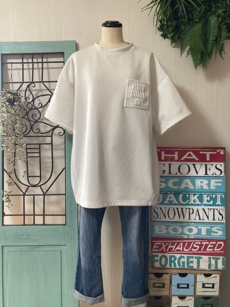 MARY QUANTマリークワント白Tシャツ ゆったりサイズTシャツ