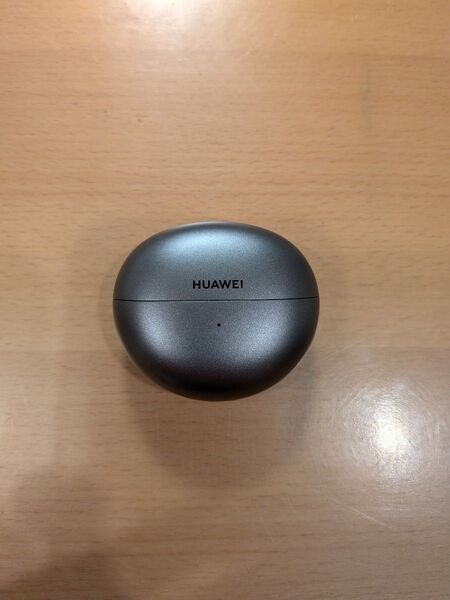 HUAWEI FreeClipワイヤレスイヤホンケース