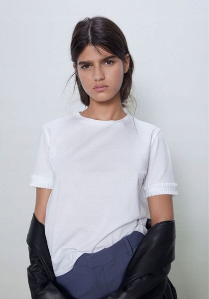 ZARA 袖プリーツ フリル 半袖Tシャツ 白 コットン L ホワイト シンプル M カットソー