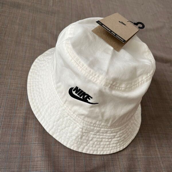 【NIKE / ナイキ】刺繍ロゴ バケットハット 帽子 ホワイト 白