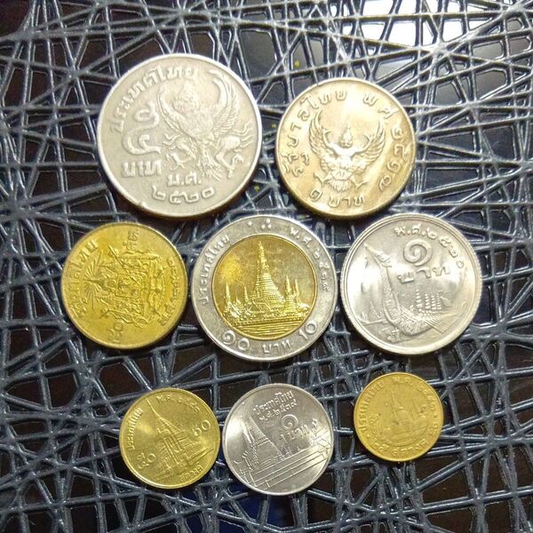 【匿名発送】タイの硬貨 8枚セット 5バーツ硬貨