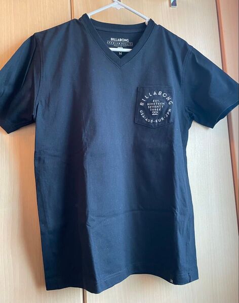 BILLABONG ◆VネックTシャツ 黒 M 半袖 夏