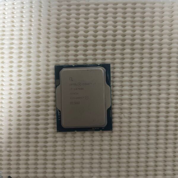 Intel Core i7-14700K 14th CPU 動作確認済み