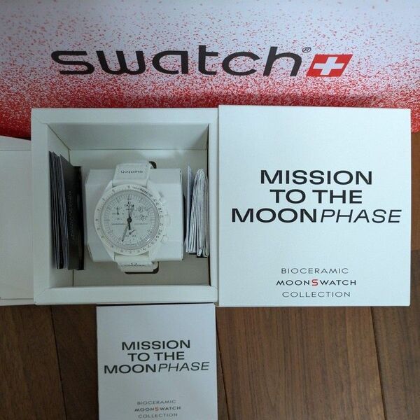 Snoopy x OMEGA x Swatch MoonSwatch White付属品完備 5月購入スヌーピースウォッチ