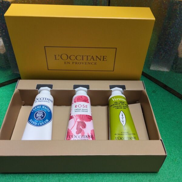 ロクシタン(L'OCCITANE) ミニハンドクリーム3本セット