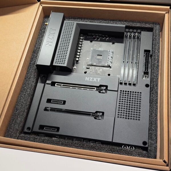 NZXT n7 b550 マザーボード 黒