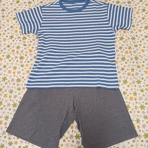【美品】ユニクロ パジャマ 半袖 ボーダー 140 男の子 ブルー