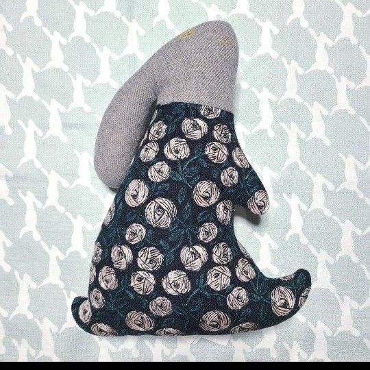 ミナペルホネン usagi cushion ウサギクッション rosy ネイビー