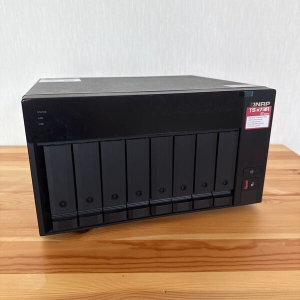 QNAP TS-873A 8ベイ NAS