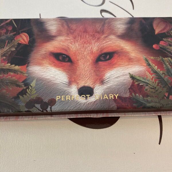 PERFECT DIARY FOX PALETTE アイシャドウパレット
