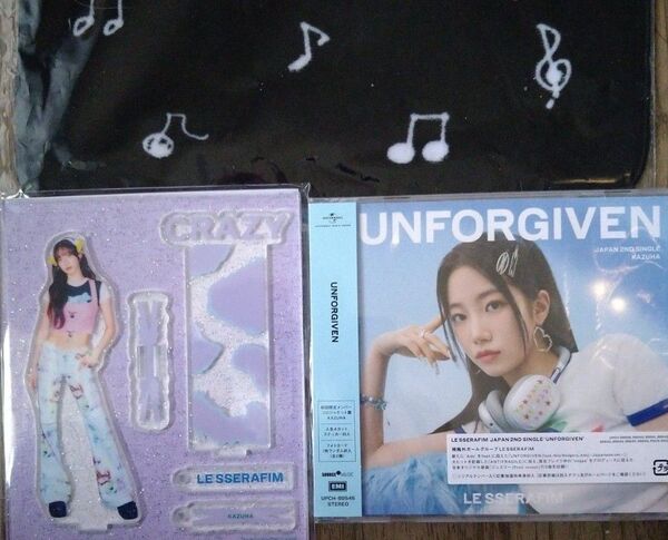 LE SSERAFIM unforgivenカズハVersion+カズハCRAZYのアクリルスタンド+ハンドタオル付き