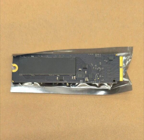 【未使用品】APPLE 256GB NVMe SSD For MacBook Air/Pro/iMac 非純正品