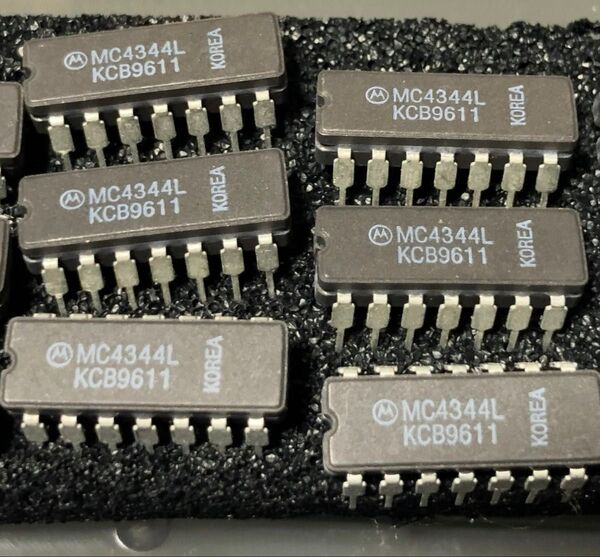 モトローラ MC4344L 位相周波数検出器(phase frequency detector, PFD) 6個
