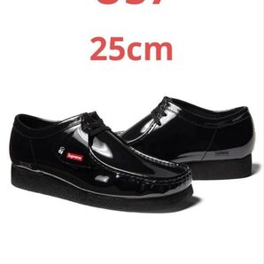 Supreme × Clarks Patent Leather Wallabee 25cm