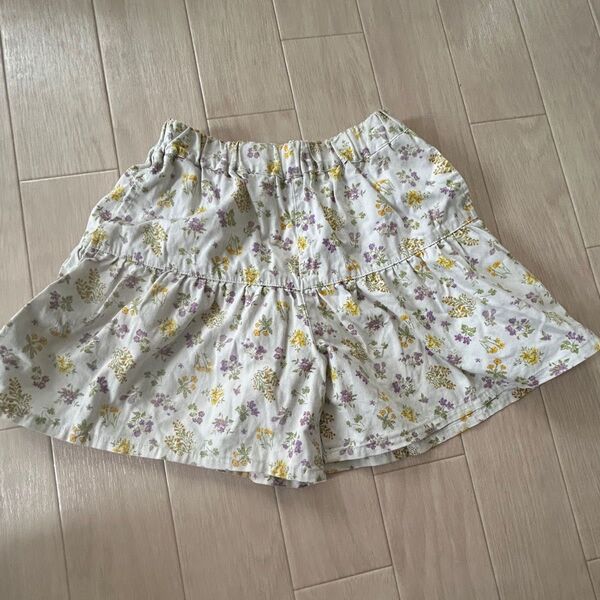 GU 130cm 花柄 キュロット ハーフパンツ