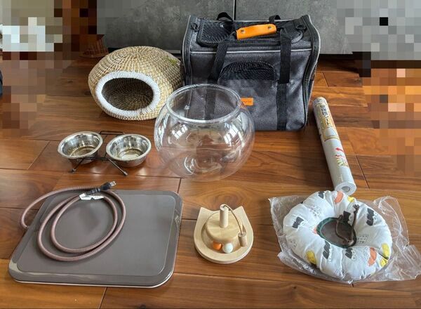 【美品 未使用】猫 ネコ 飼育セット 8点セット ペットキャリー ペットヒーター ちぐら ま〜るいつぼ 猫が入る金魚鉢 おもちゃ