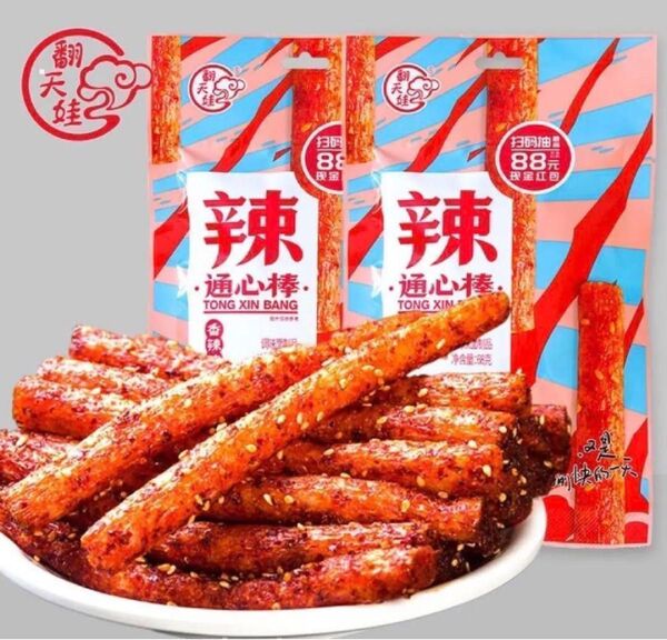 【2袋】通心棒 ラーティアオ 翻天娃辣条 中国 お菓子 大辣棒