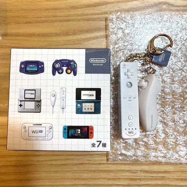 【新品未使用】 ゲームハードキーホルダーコレクション 2000-2017 Wii 2006 ランダム キーホルダー 限定