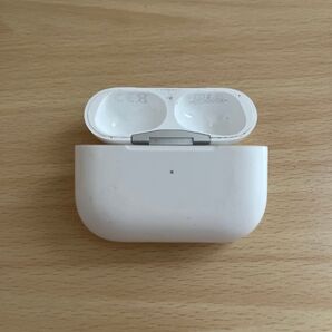 34 Apple AirPods Pro ケース A2190 ケースのみ イヤホン無し 0415