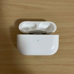 38 Apple AirPods Pro ケース A2190 ケースのみ イヤホン無し 0415